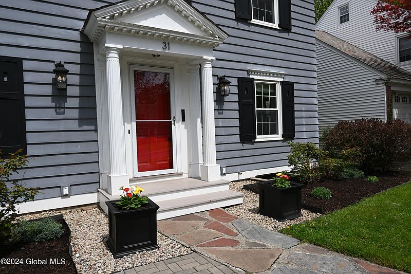 4th image of 31 Buckingham Drive