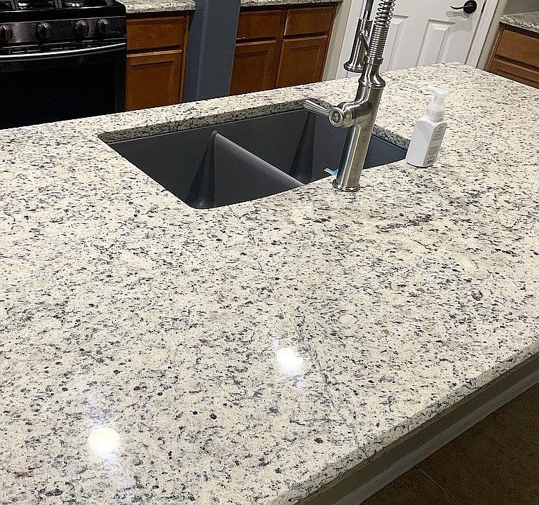 1st image of 18039 W Sunnyslope Ln