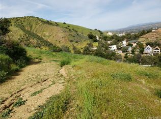 95 Apricot Ln, Simi Valley, CA 93063