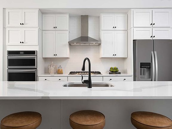 Reverie on Cumberland - Prelude Interior Image 3