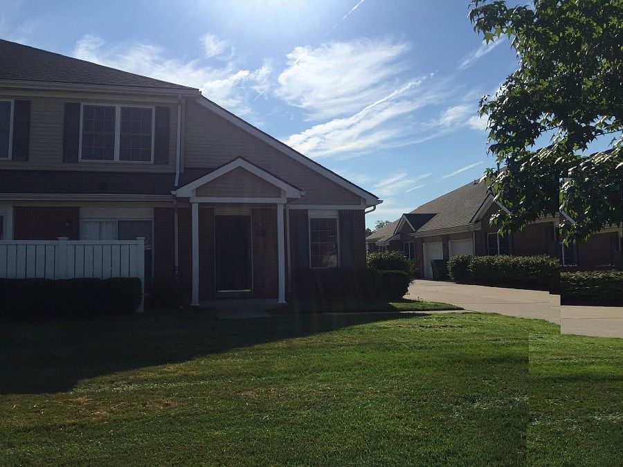 2nd image of 42237 Hanover Dr #106