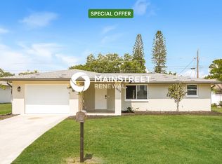 3433 Roslyn Rd, Venice, FL 34293