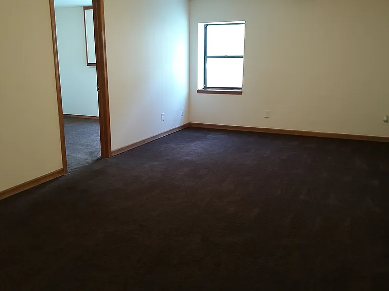 718 S Highland Dr — Photo 9