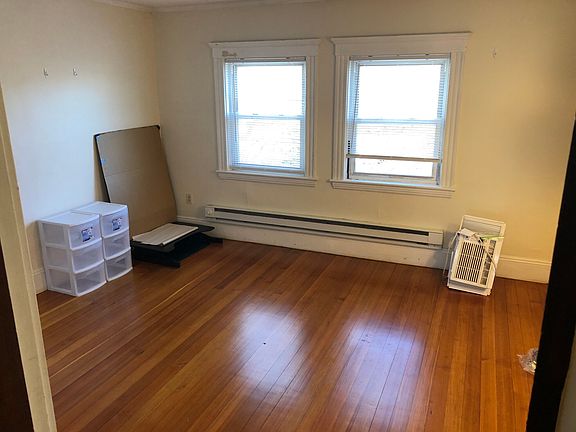 R Bedroom or Study