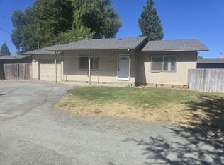2366 Redwood Ave, Grants Pass, OR