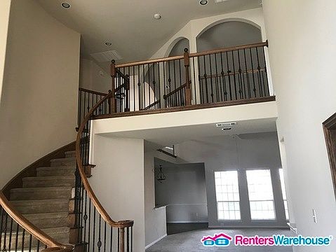 4th image of 3432 Berkwood Pl