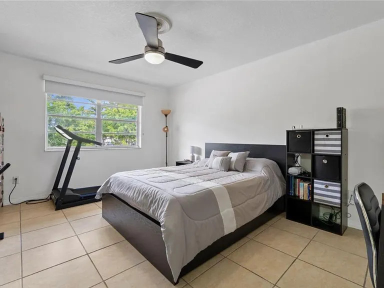 4650 NW 79th Ave #2H — Photo 7