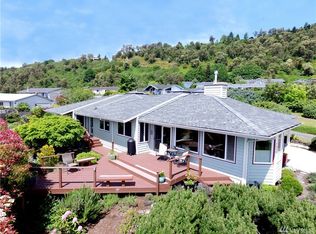 7313 SW 258th Pl, Vashon, WA 98070