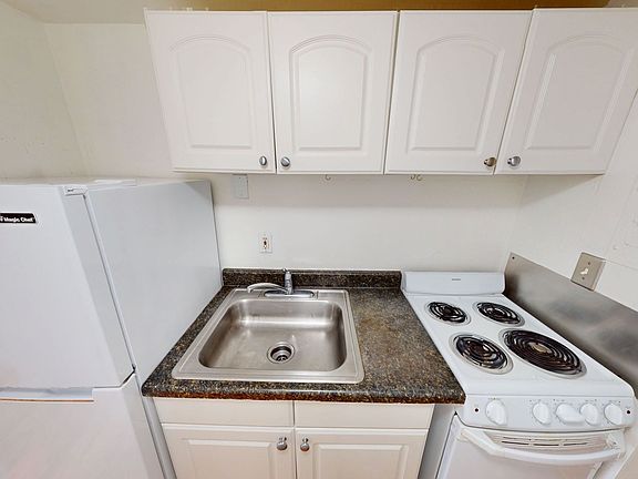 4th image of 4708 22nd Ave NE APT 11