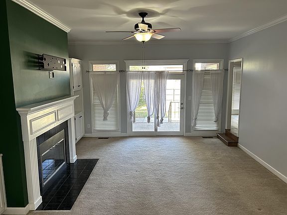2nd image of 113 Wood Creek Dr