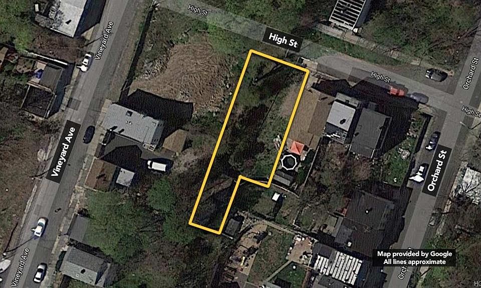 2nd image of 134 High St