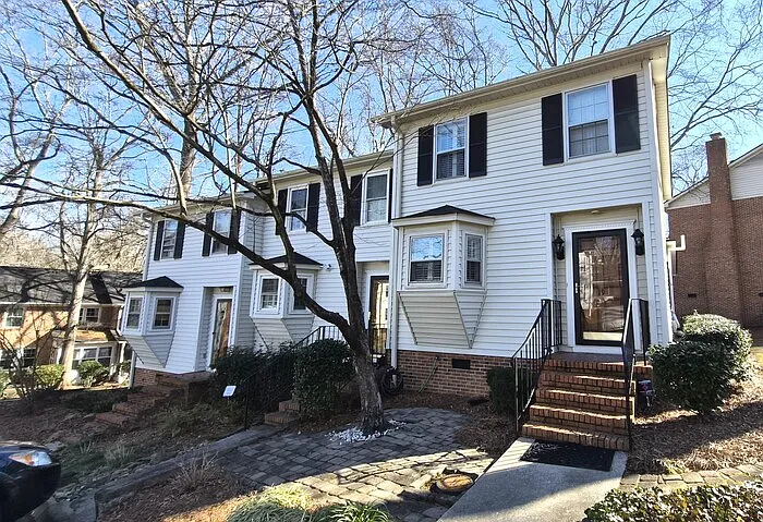 2 bed, 2.5 bath, 1400 sqft, $2,100 — Photo 1