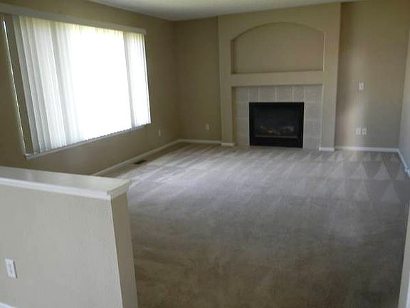4th image of 9460 Cove Creek Dr