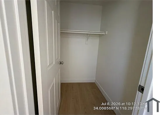 1243 W 41st Pl — Photo 14