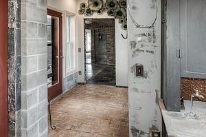 4th image of 30196 Nixon Dr
