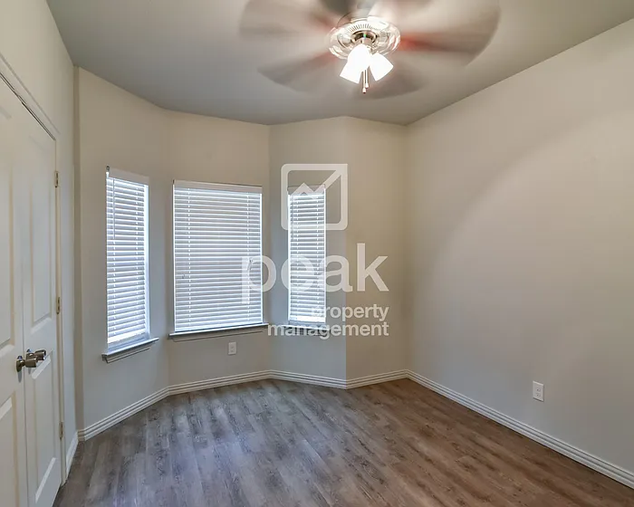 1555 Milam St — Photo 13