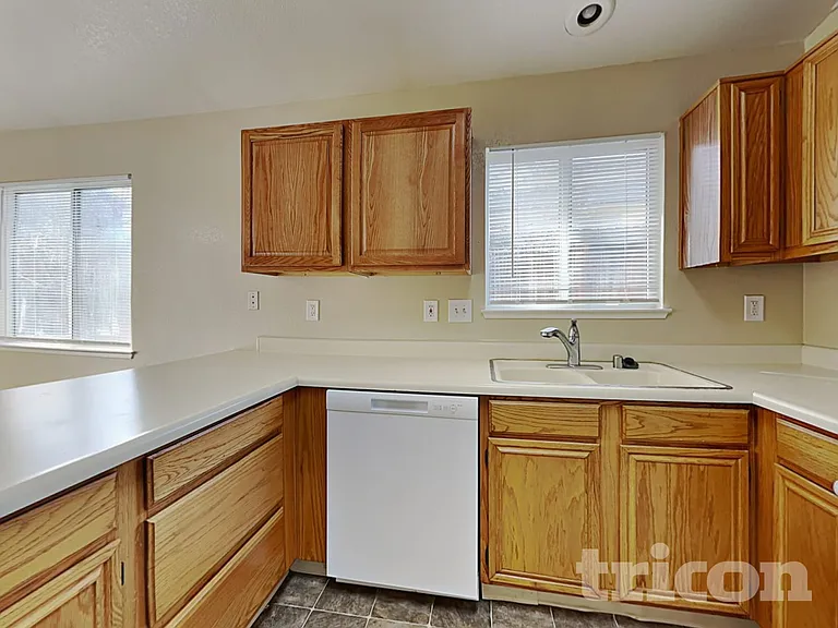 8640 Sopwith Blvd — Photo 6