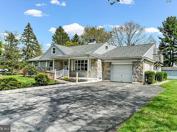 2nd image of 2 Marian Rd