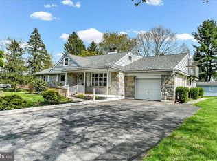 2 Marian Rd, Phoenixville, PA 19460