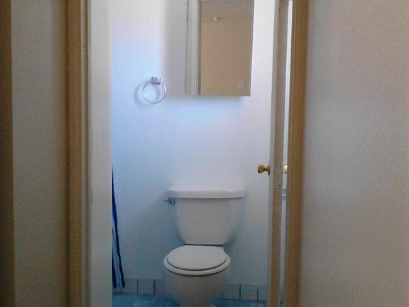 5th image of 866 Poinsettia Ave