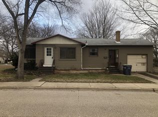 1503 Pixley Ave, Saint Joseph, MI 49085