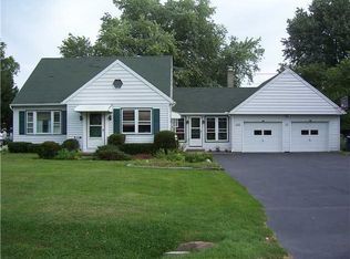 642 Ogden Parma Town Line Rd, Spencerport, NY 14559