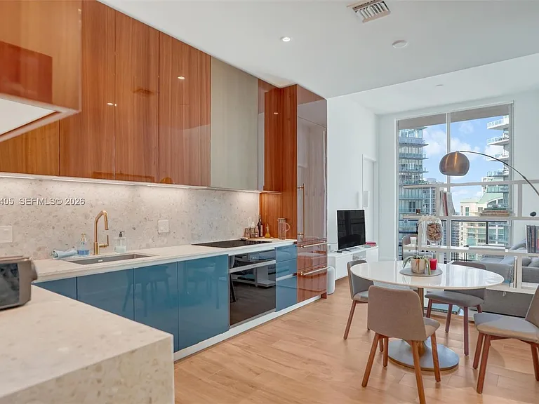 2655 S Bayshore Dr #1805 — Photo 3