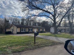 4216 Deer Creek Dr, Knoxville, TN 37912