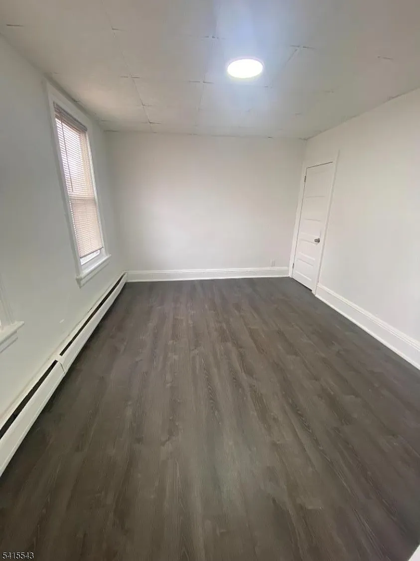 4 bed, 2.0 bath, $2,700 — Photo 2