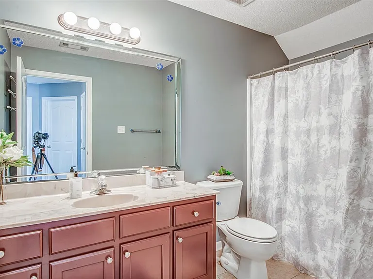 6851 Seaside Dr — Photo 15