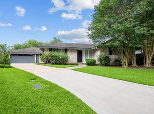 3106 Salem Ct, Sugar Land, TX 77478