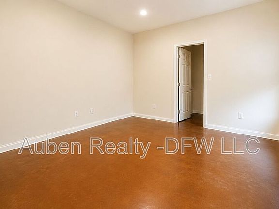5th image of 2310 S 3rd St Unit B