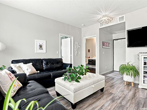 5th image of UNIT 108-235 Evergreen SQUARE