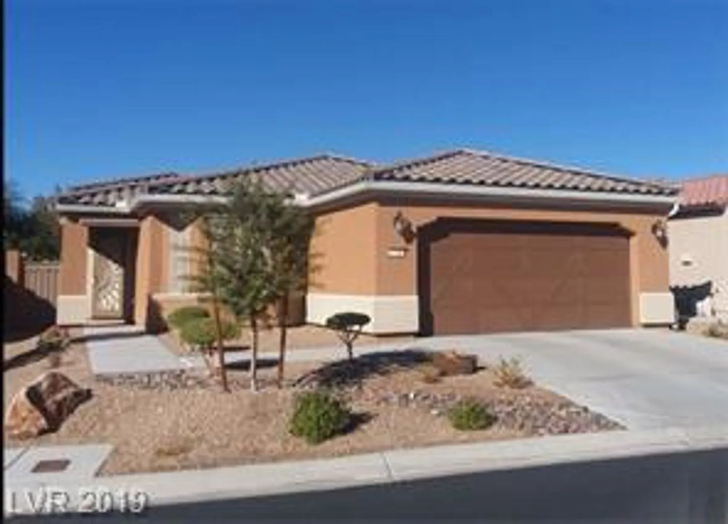 Guard-Gated Ardiente Single-Story with Solar & Upgraded Outdoor Living! — Photo 1