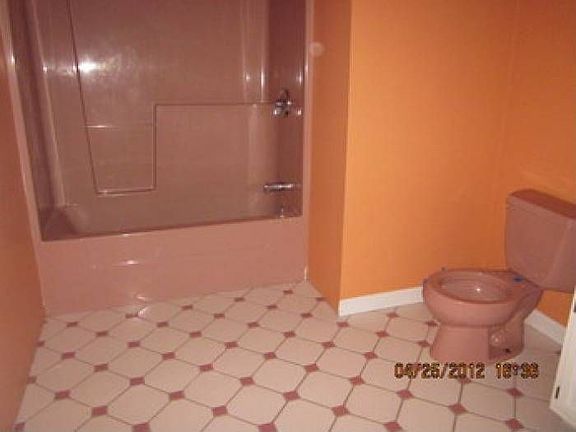 3rd image of 61 Taunton St
