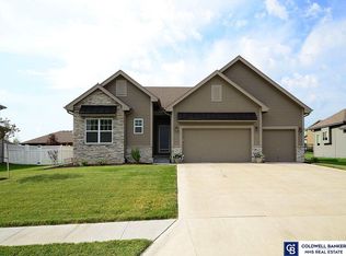 15151 Laurel Ave, Omaha, NE 68116