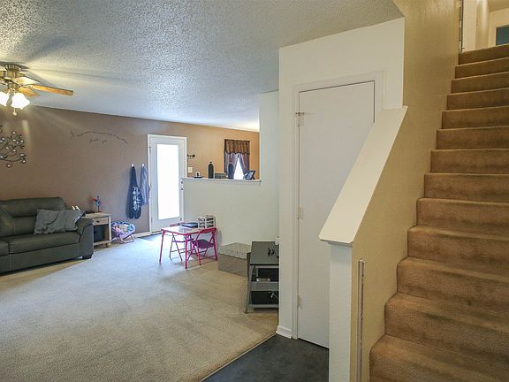 2nd image of 2747 Priest Dr