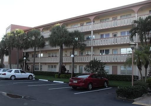 1st image of 1805 Eleuthera Pt APT C4