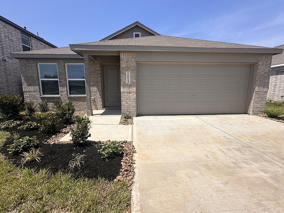 1st image of 16615 Treasure Creek Ln