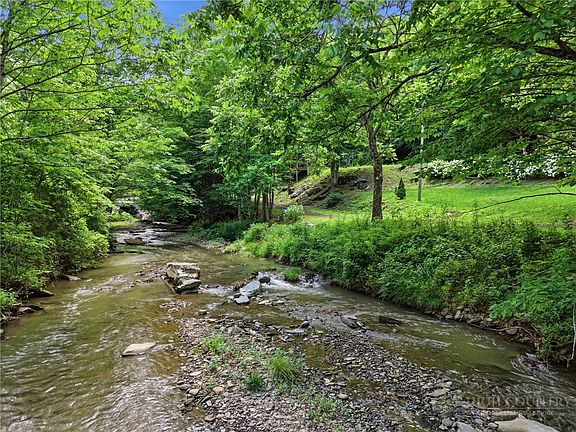 2nd image of 4180 Three Top Road