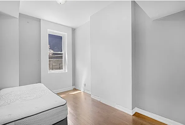 Rented by Corcoran | media 7