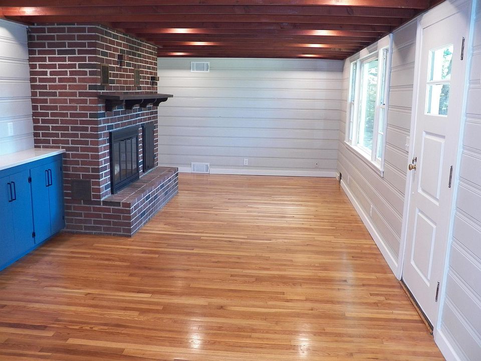 Monadnock Flooring Floor Roma