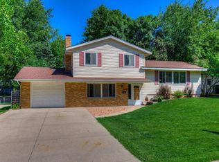 8324 32nd Pl N, Crystal, MN 55427