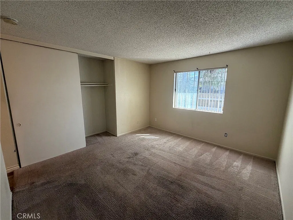 2 bed, 900 sqft, $1,750 — Photo 4
