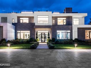 1240 Ocean Rd, Bridgehampton, NY 11932