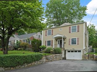 23 Hilldale Rd, Dobbs Ferry, NY 10522