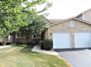 7653 Richardson Ln, Tinley Park, IL 60487
