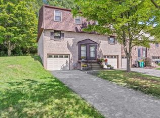 5063 Harvest Ln, Gibsonia, PA 15044
