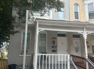654 W King St, York, PA 17401