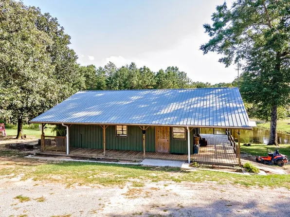 64 Eckhoff Dr, Chatom, AL 36518